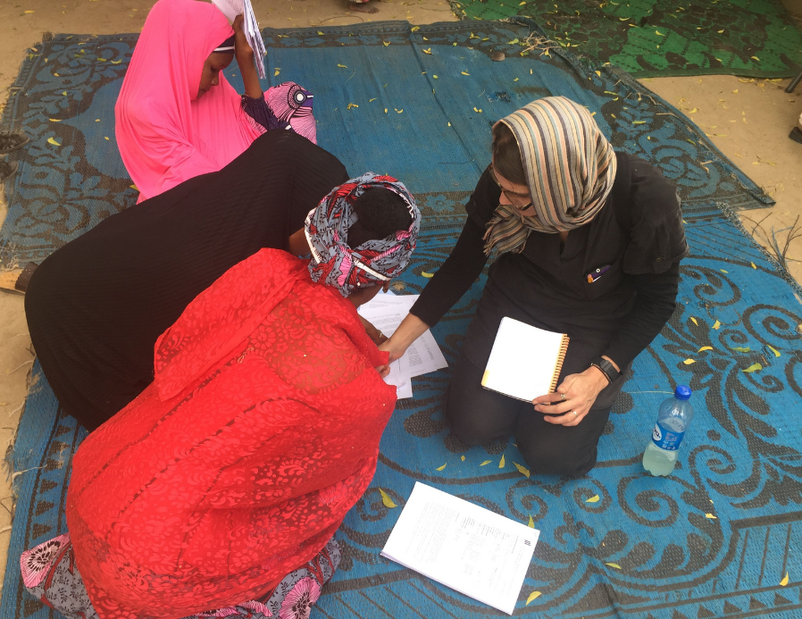 Group of women reading